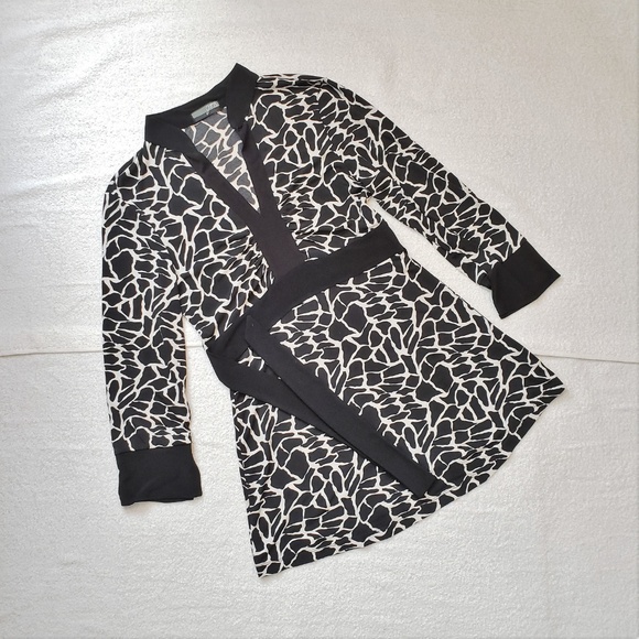 🐱J.T.B. Animal Print Black & White Tunic Top - Picture 2 of 4